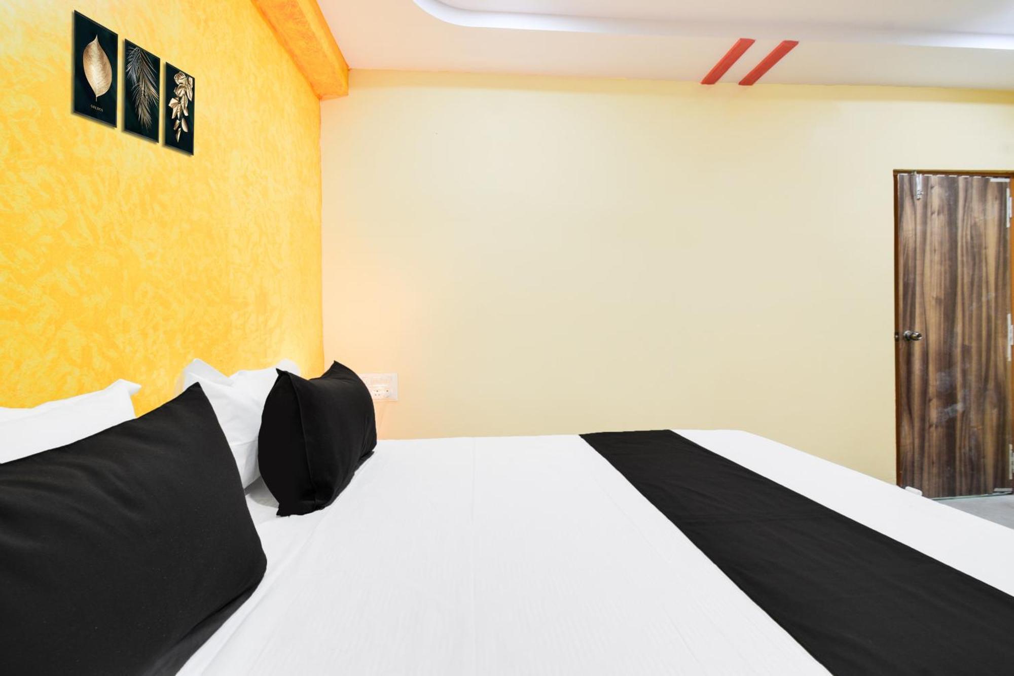 Hotel O Lucky Grand Hyderabad Eksteriør bilde