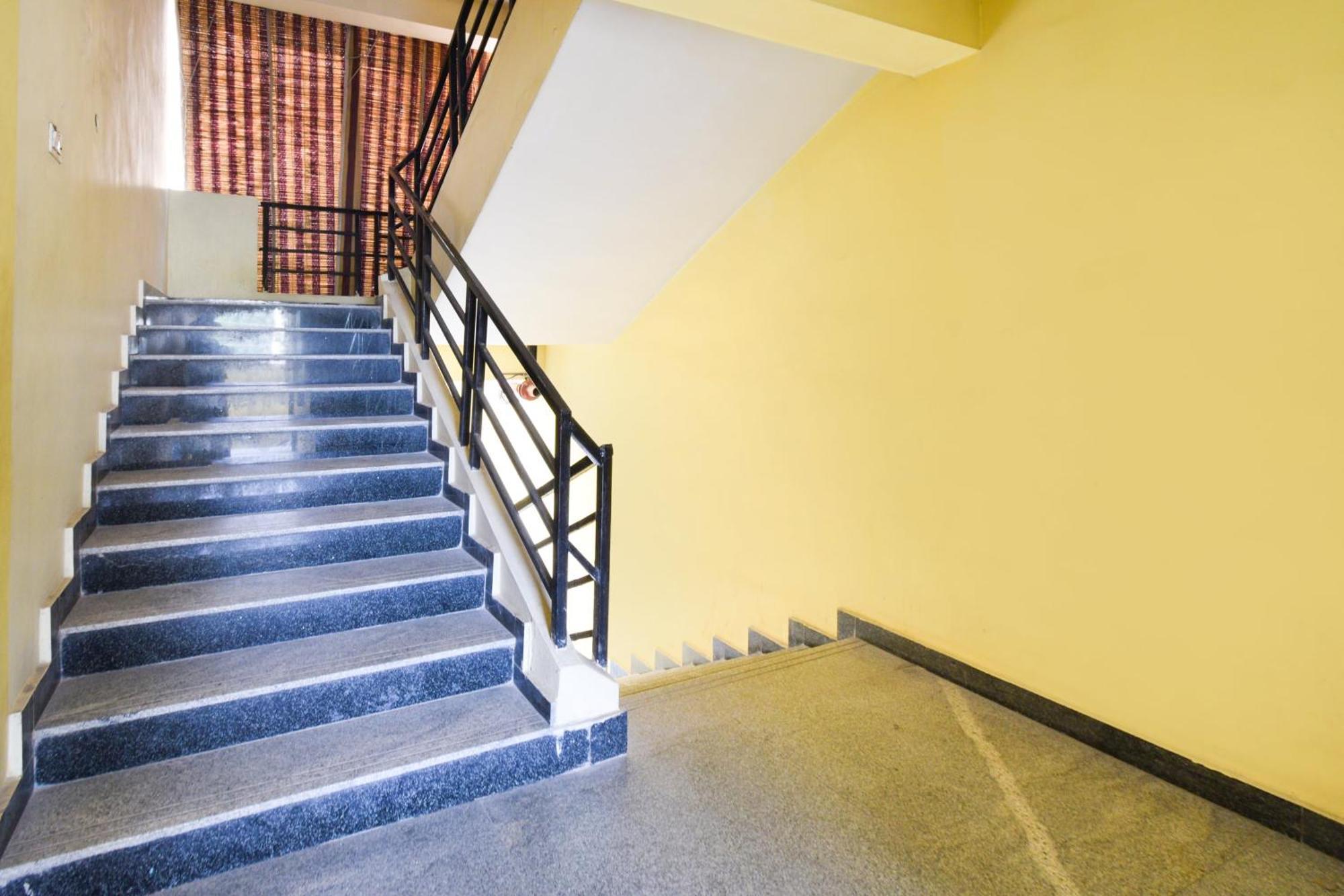 Hotel O Lucky Grand Hyderabad Eksteriør bilde