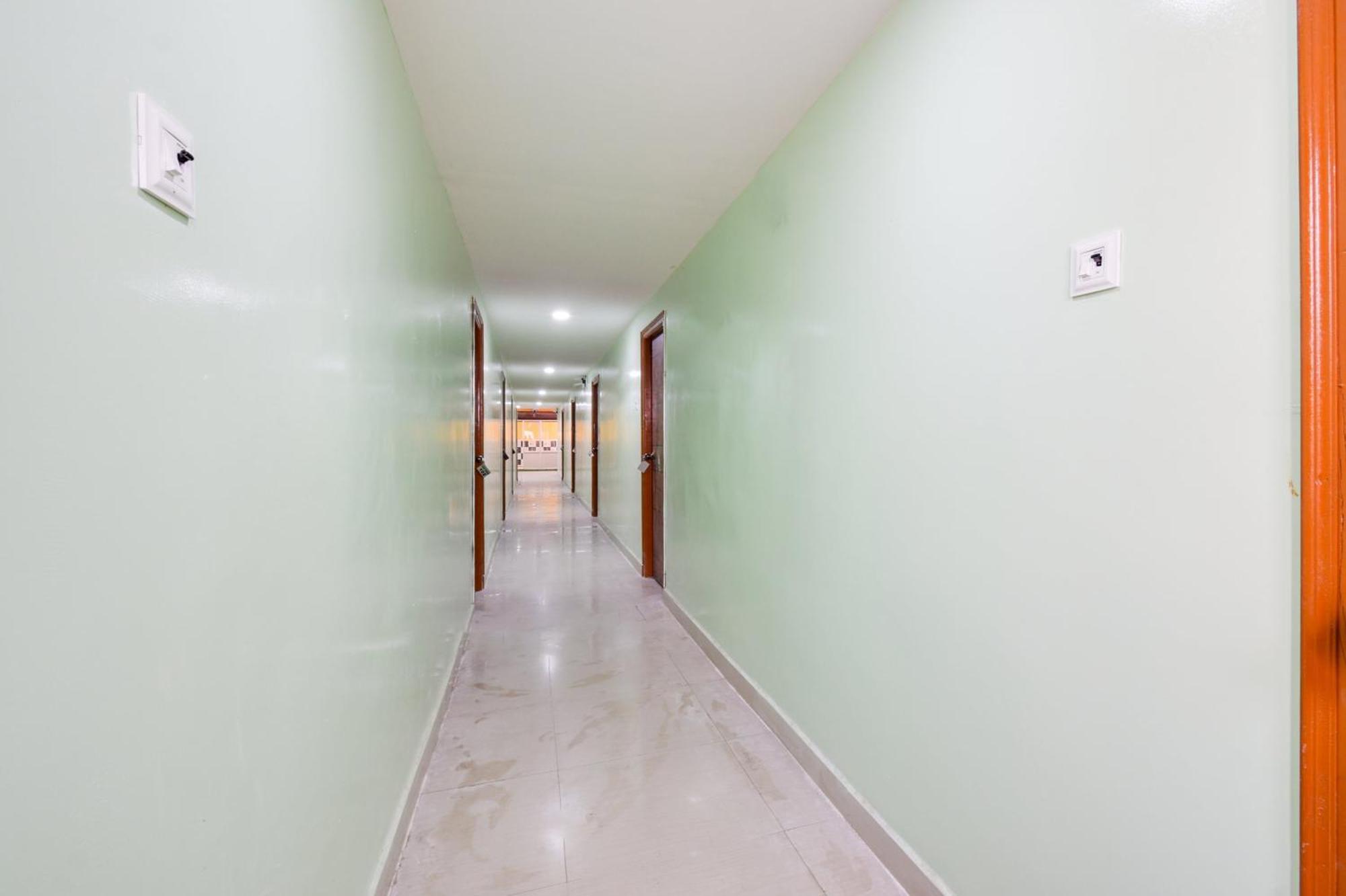 Hotel O Lucky Grand Hyderabad Eksteriør bilde